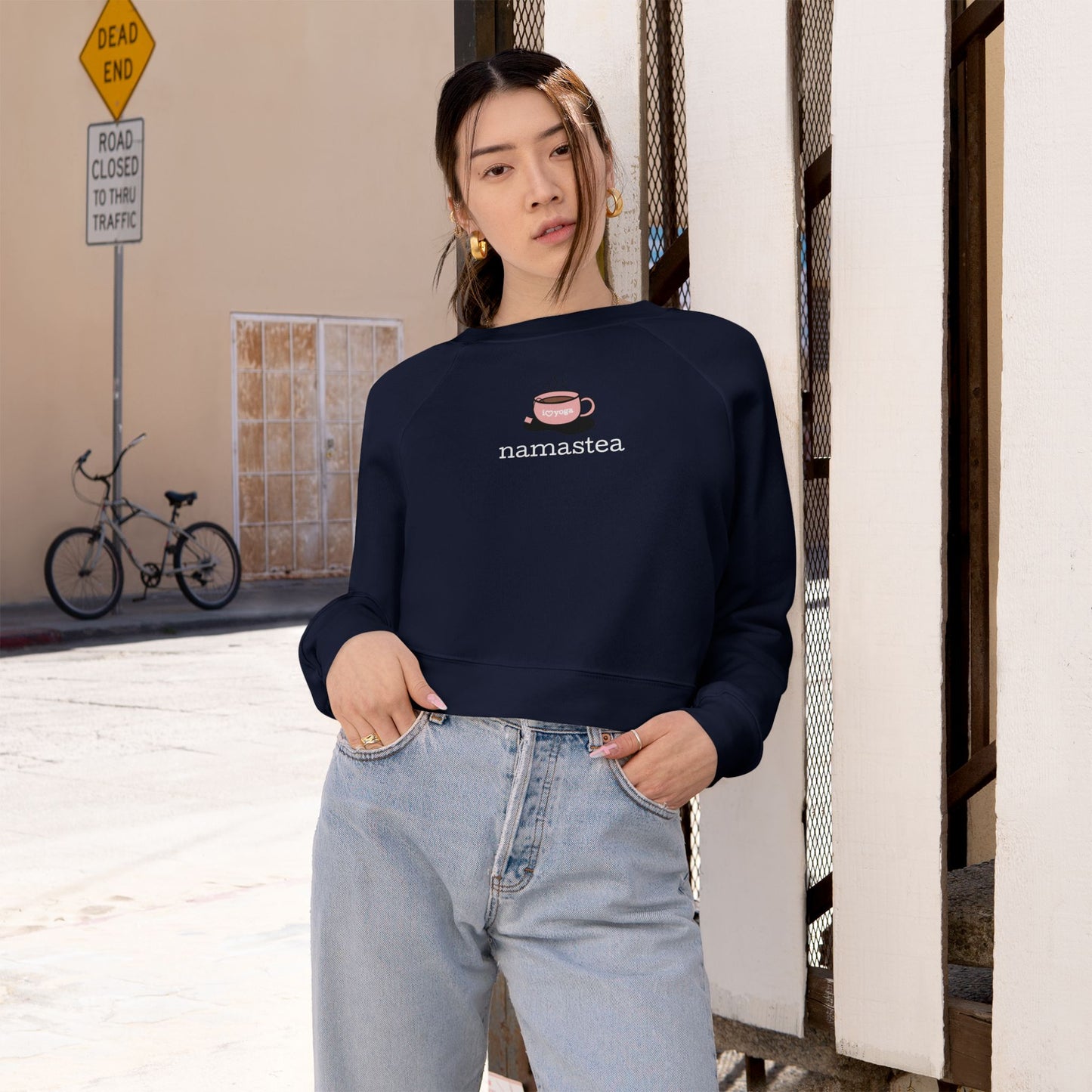 Namastea – Cropped Sweatshirt